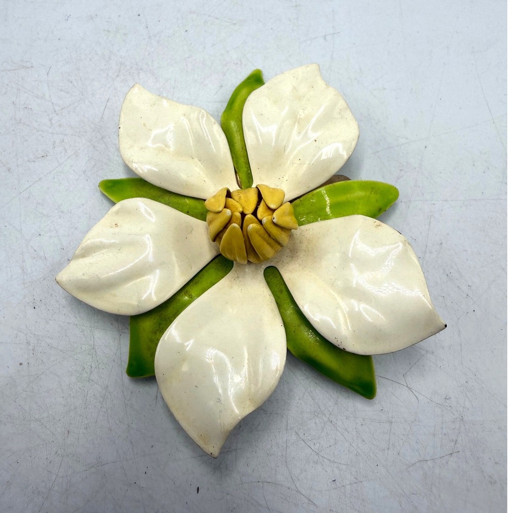 Vintage White Enamel Flower Brooch Green Leaves Yellow Center Gold Tone Pin